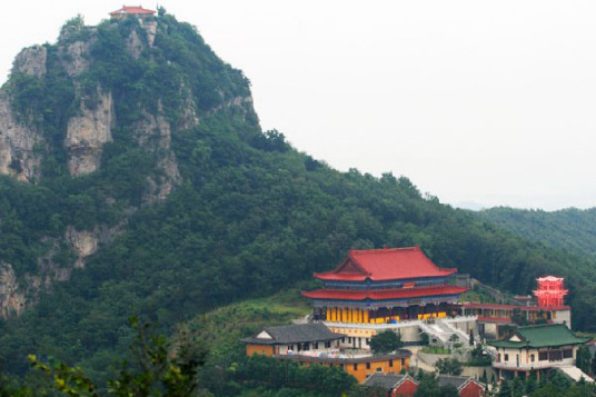 鸡笼山（安徽省马鞍山市鸡笼山）