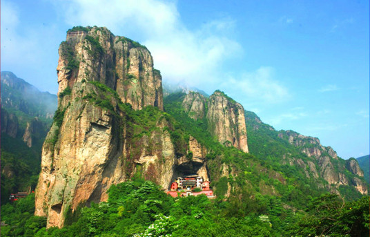 灵峰（雁荡山中部山峰）