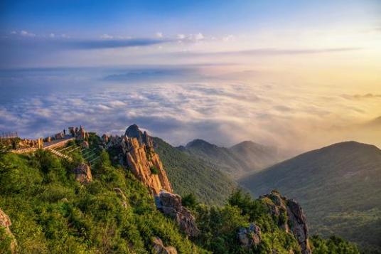 灵山风景区（山东省青岛市灵山风景区）