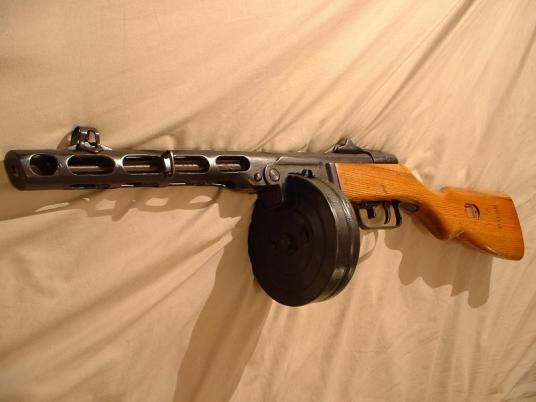 PPSh41冲锋枪（军事武器枪械）