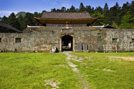 宝莲寺（湖南省隆回县麻塘山乡宝莲寺）