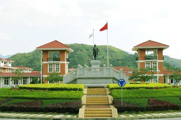 像中山大学南方学院（不是中山大学）发的大学毕业证是国家认可的吗