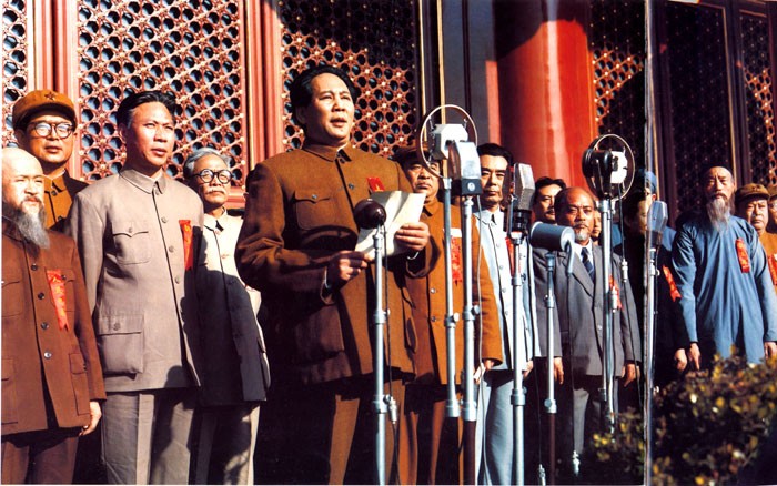 列举1949年9月到1951年10月中国历史上所发生的大事件（至少三件）