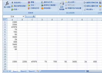 电子表格怎么自动求和?