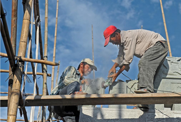 为什么要实行建筑工人实名制管理？