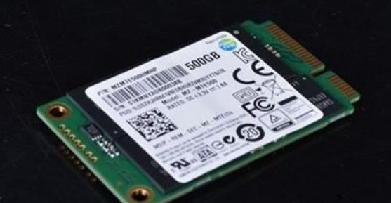 通俗易懂 SSD固态硬盘接口有哪几种类型的图解